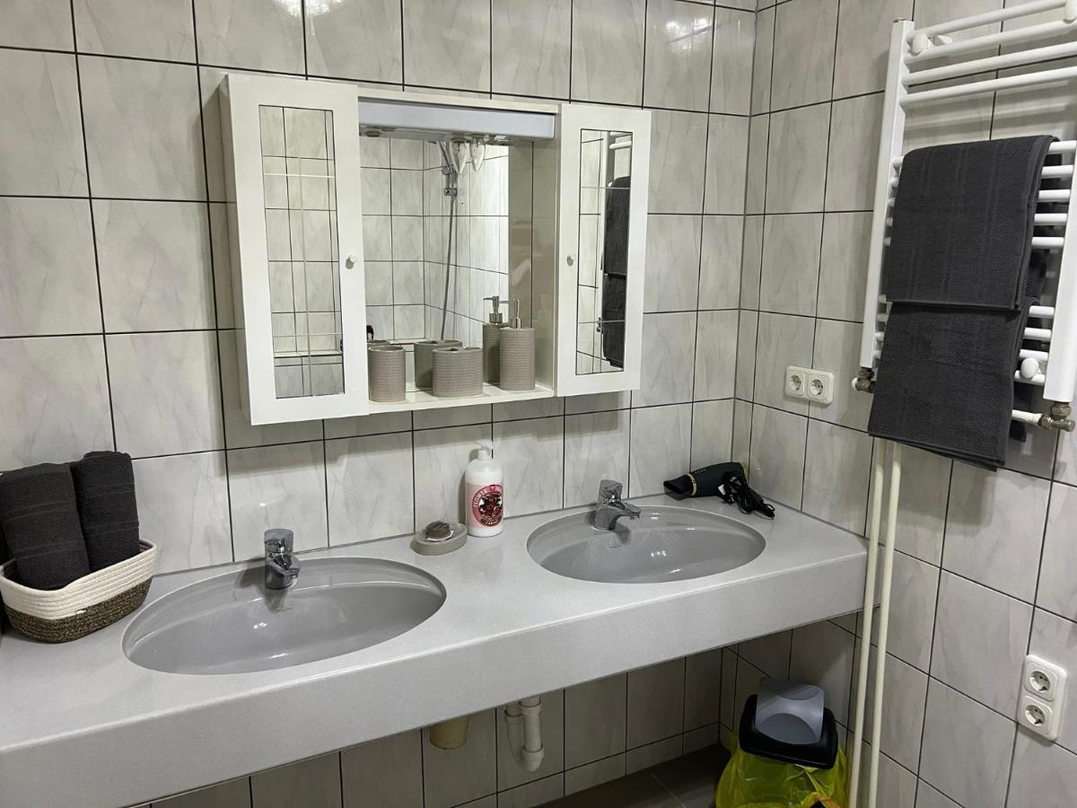 Sandys Ferienwohnung Im Gruenen Niederdorf  Exterior foto